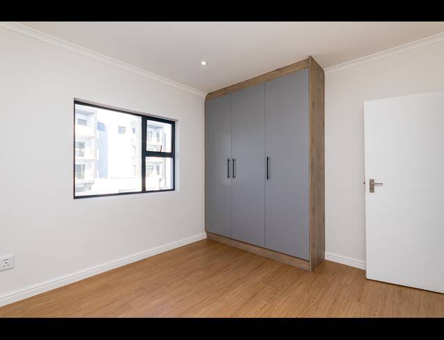 3 BEDROOM APARTMENT FOR SALE IN SANDOWN